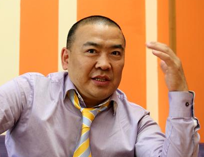 Аглуу: Бид сайн зохиолын эрэлд гарсан